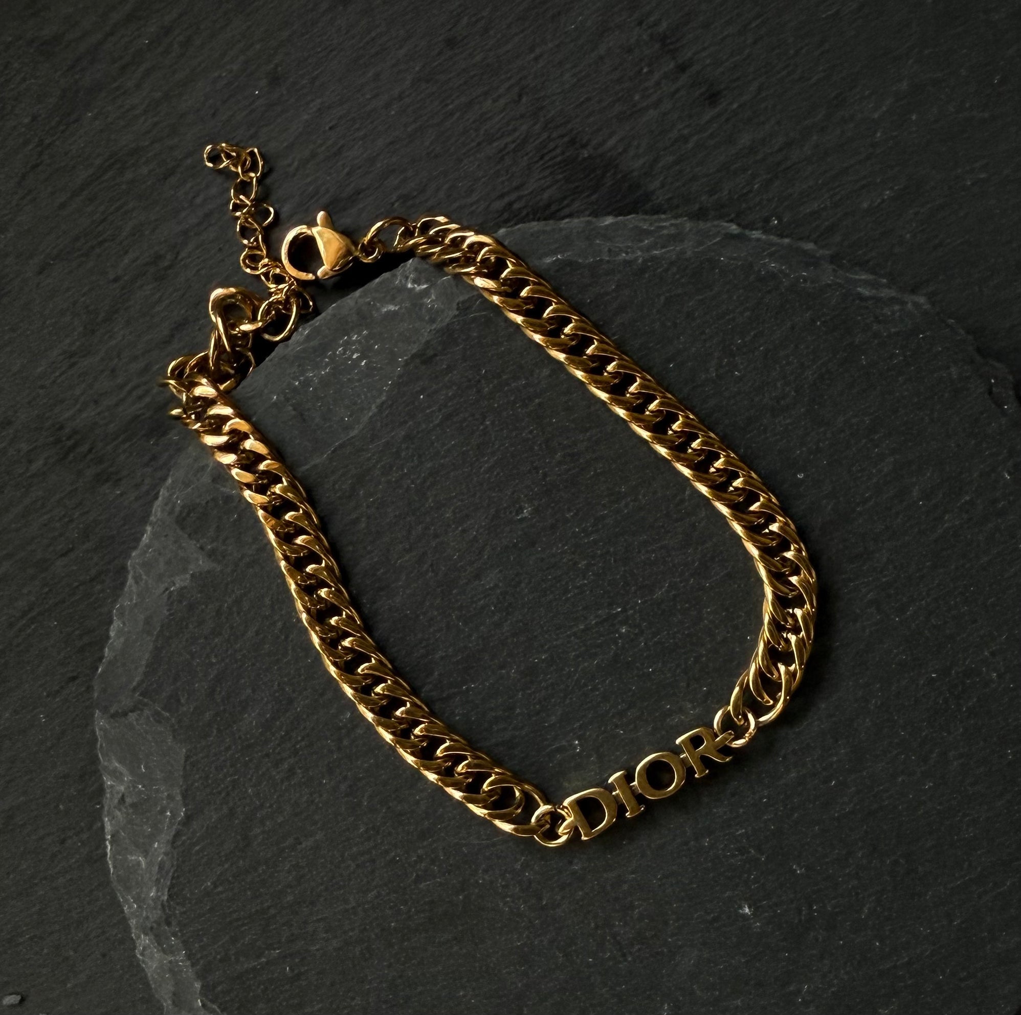 Adorn Minimalist Bracelet