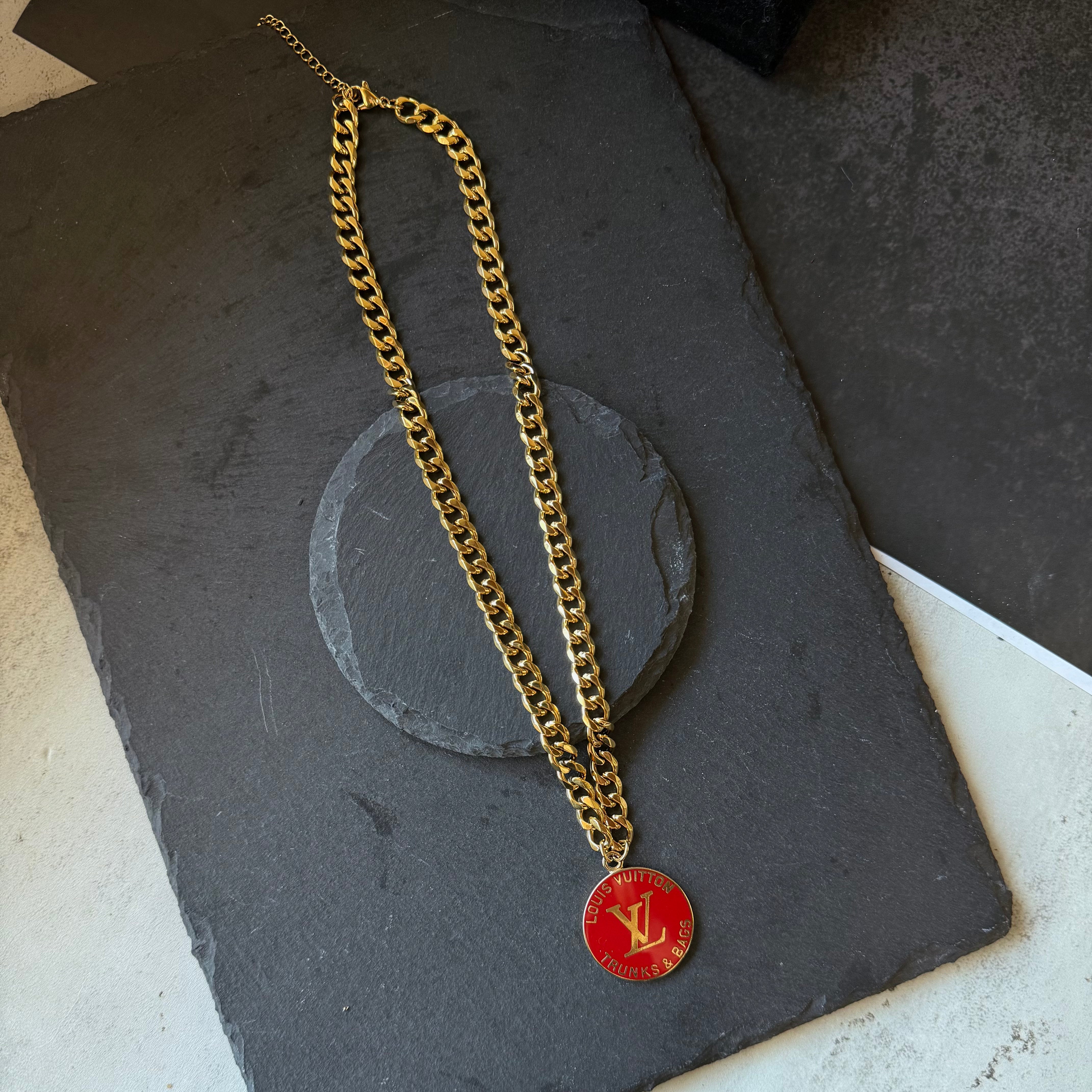 Red Trunks&Bags Necklace