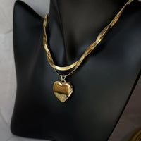 The Golden Heart Necklace