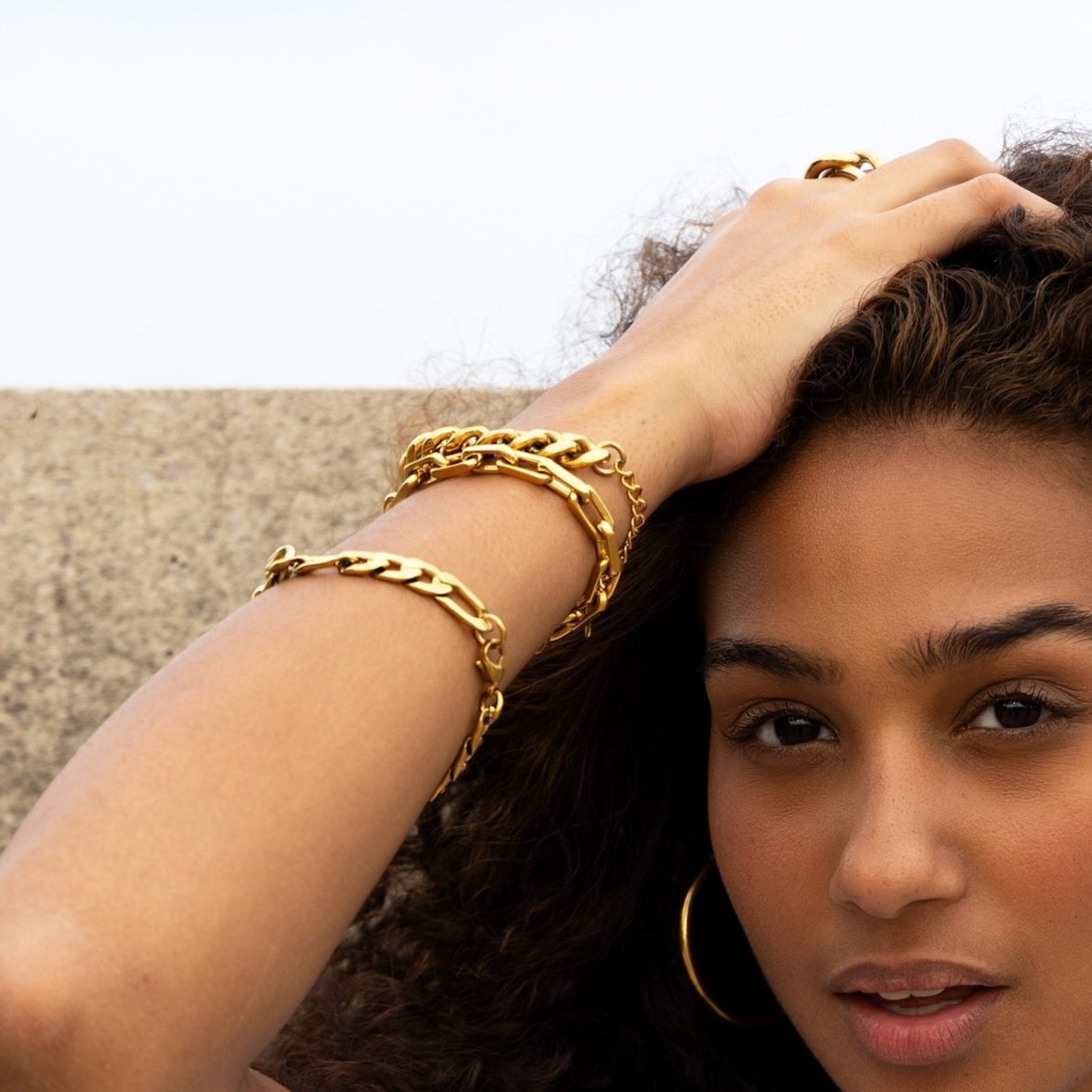 XL Bold Paperclip Bracelet- Gold