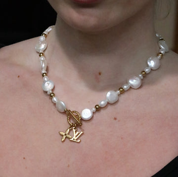 It Girl Charm Necklace
