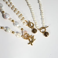 It Girl Charm Necklace