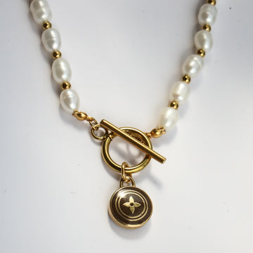 Vintage Dark Brown Charm Pearl Necklace